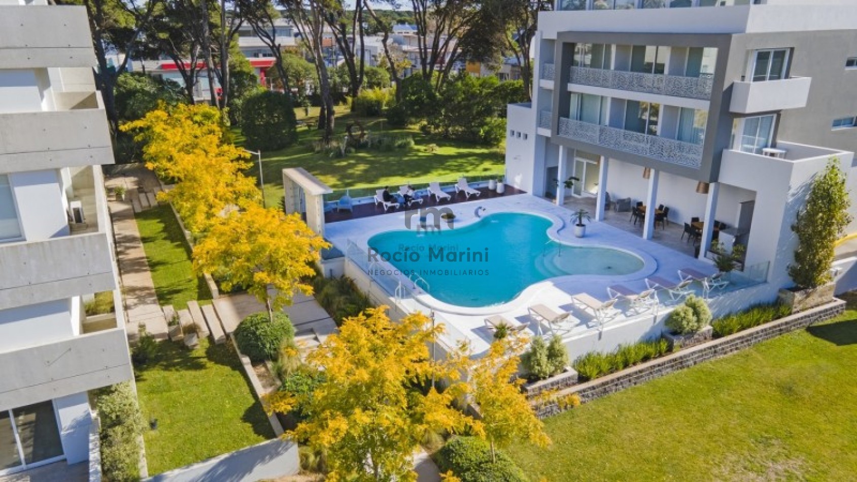 PINAMAR- Venta 2 ambientes centrico