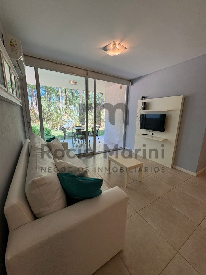 PINAMAR - Venta 2 ambientes centrico 