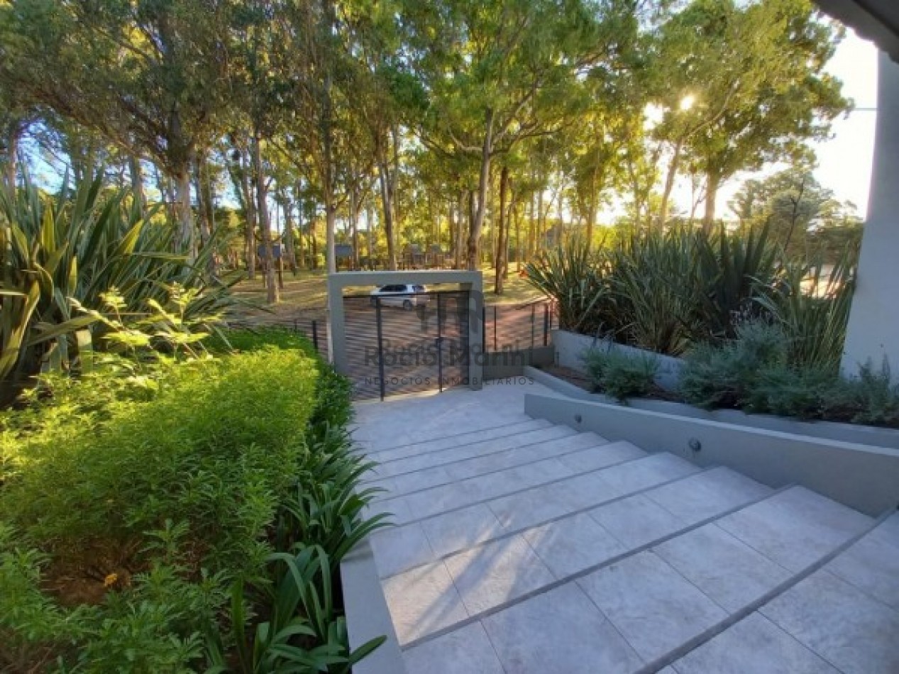 PINAMAR Centro - 3 Ambientes- FINDE LARGO 